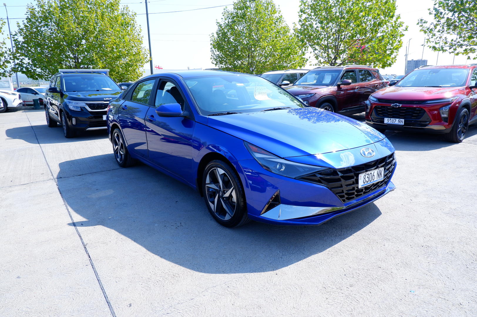 Hyundai Elantra 2022 — photo 2