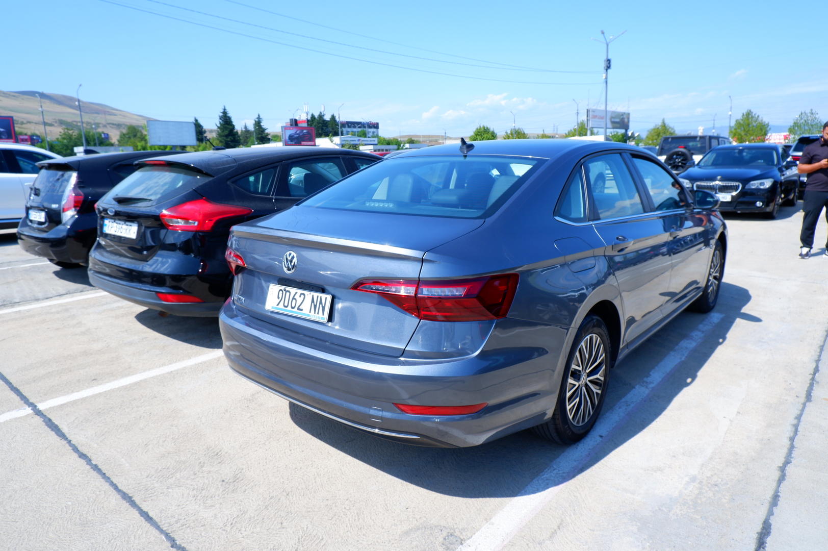 Volkswagen Jetta 2021 — photo 2