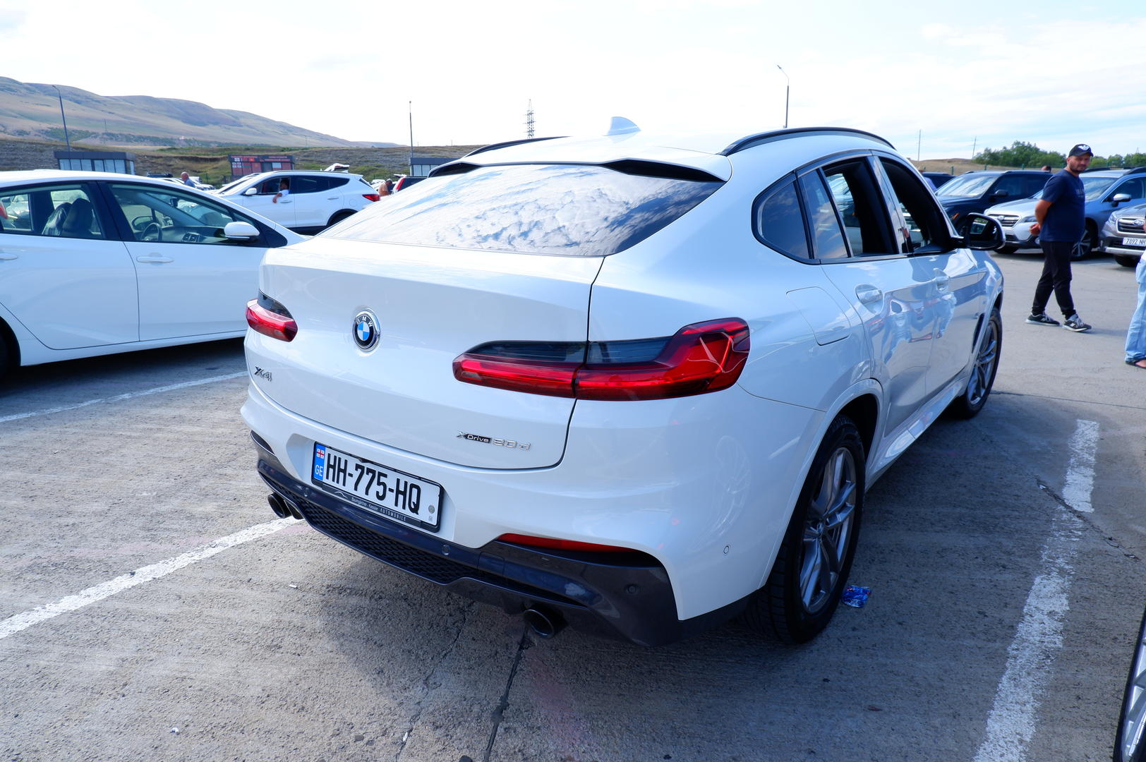 BMW X4 2021 — photo 2
