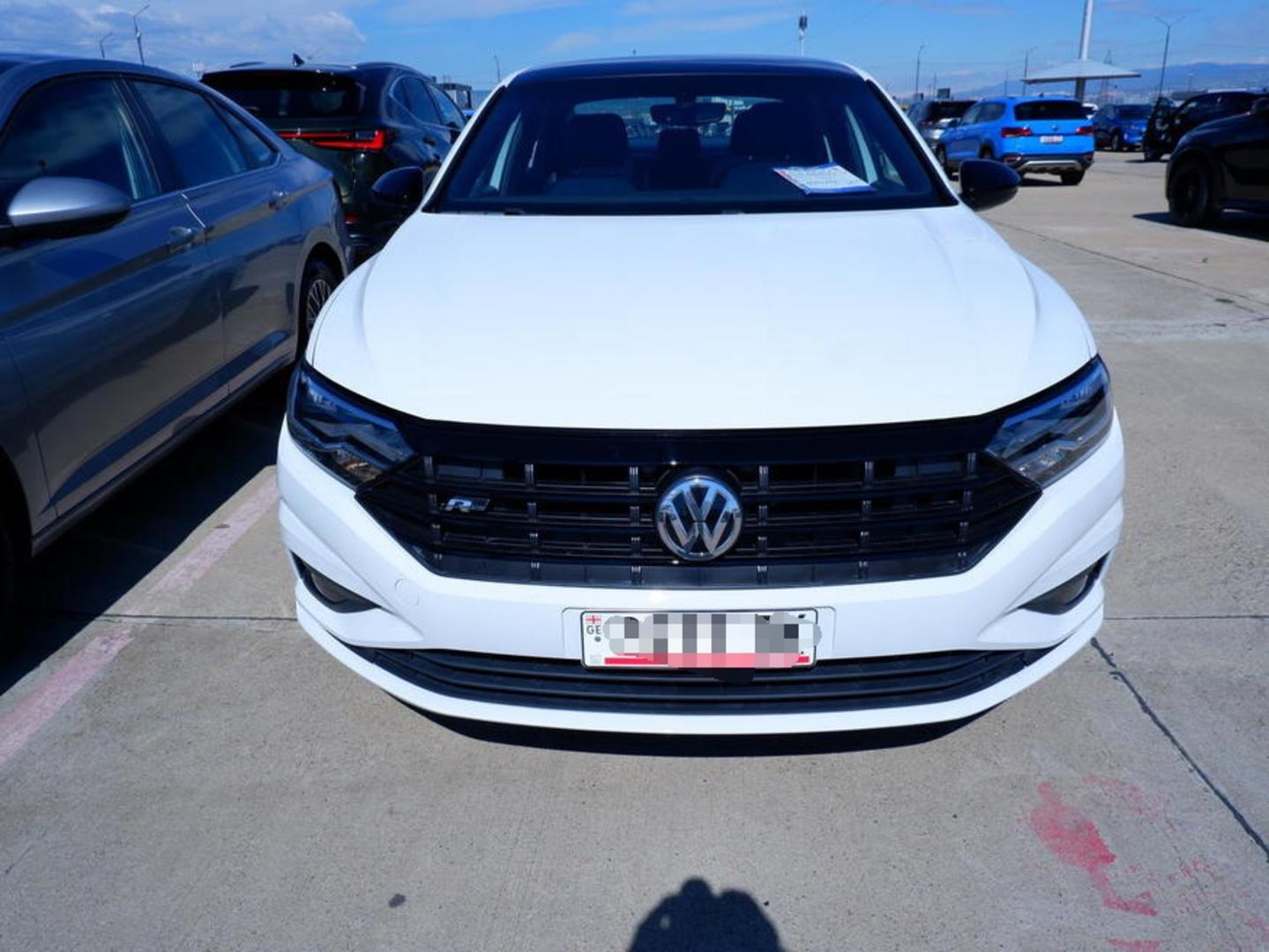 Volkswagen Jetta 2020 — photo 2