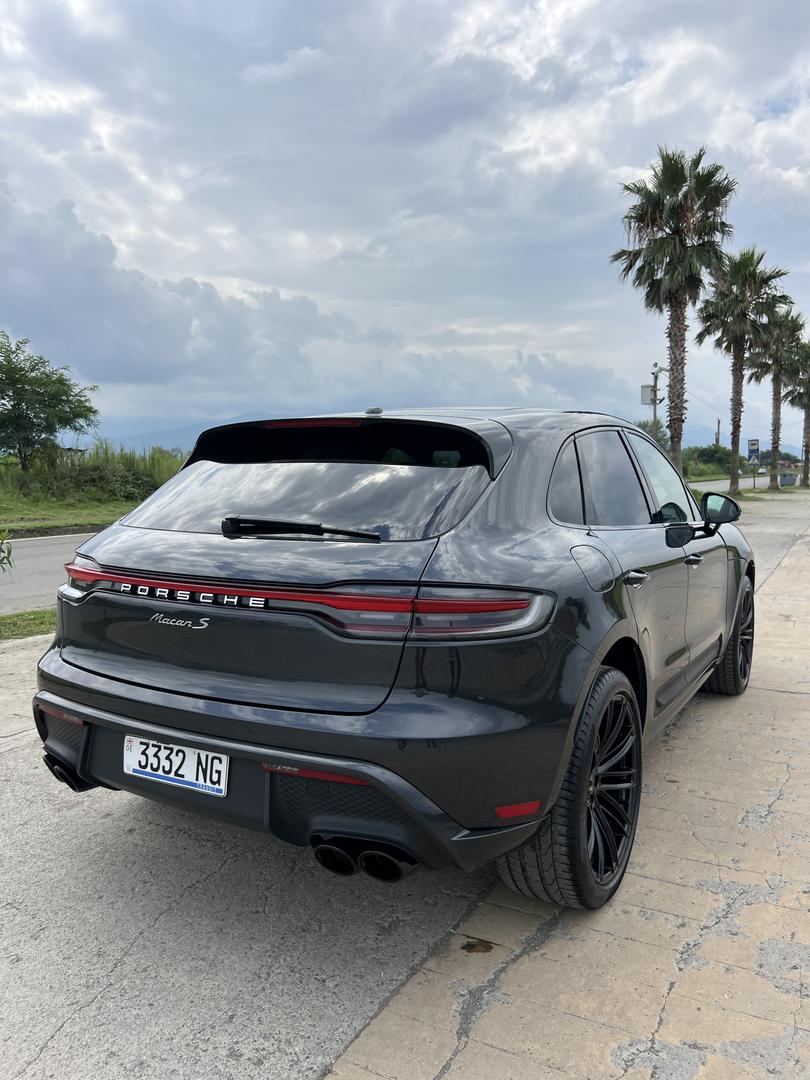 Porsche Macan