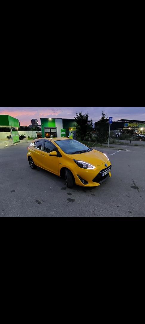 Toyota Aqua 2018 — photo 2