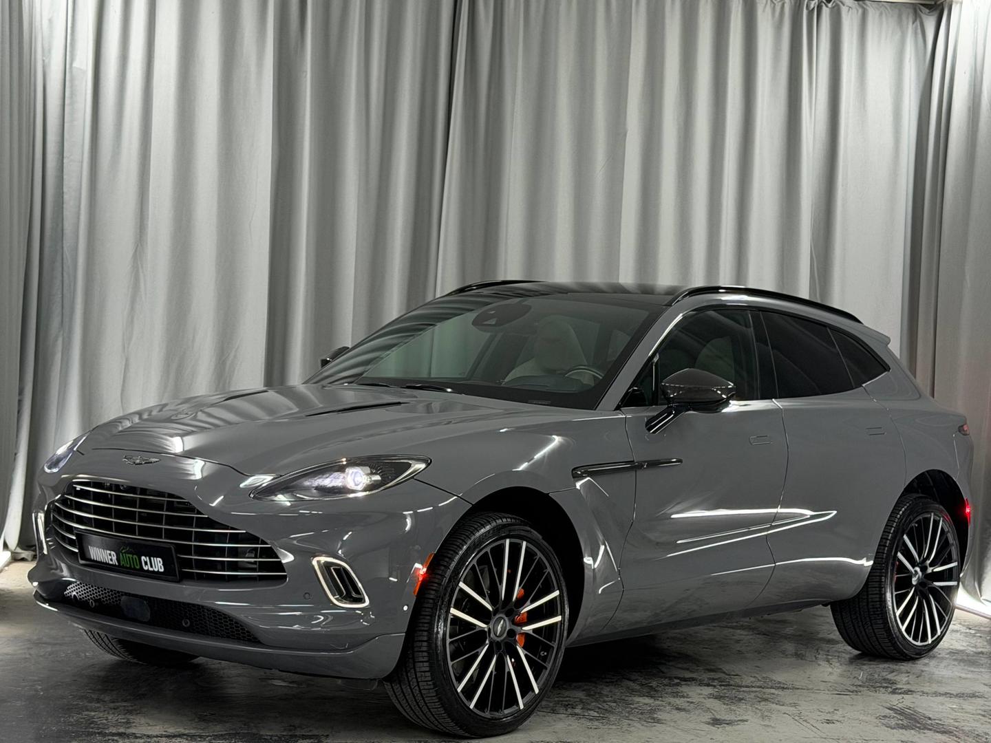 Aston Martin DB