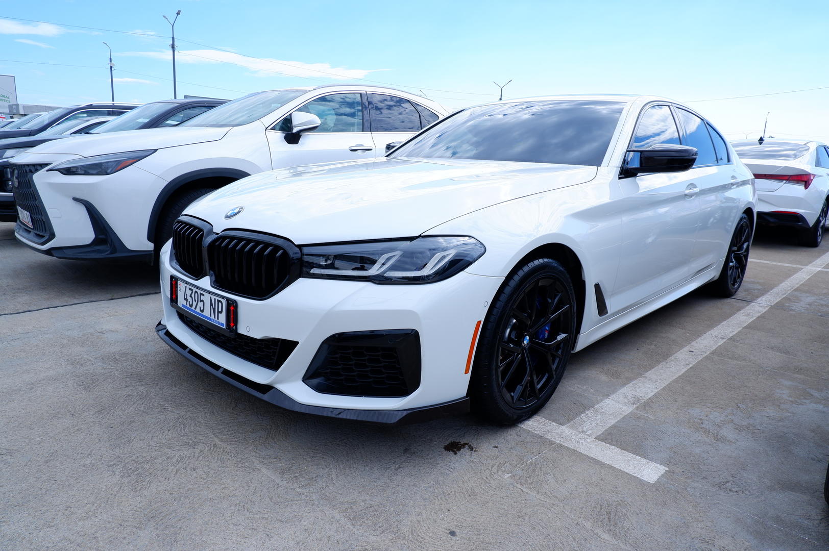 BMW 540 2023 — photo 2