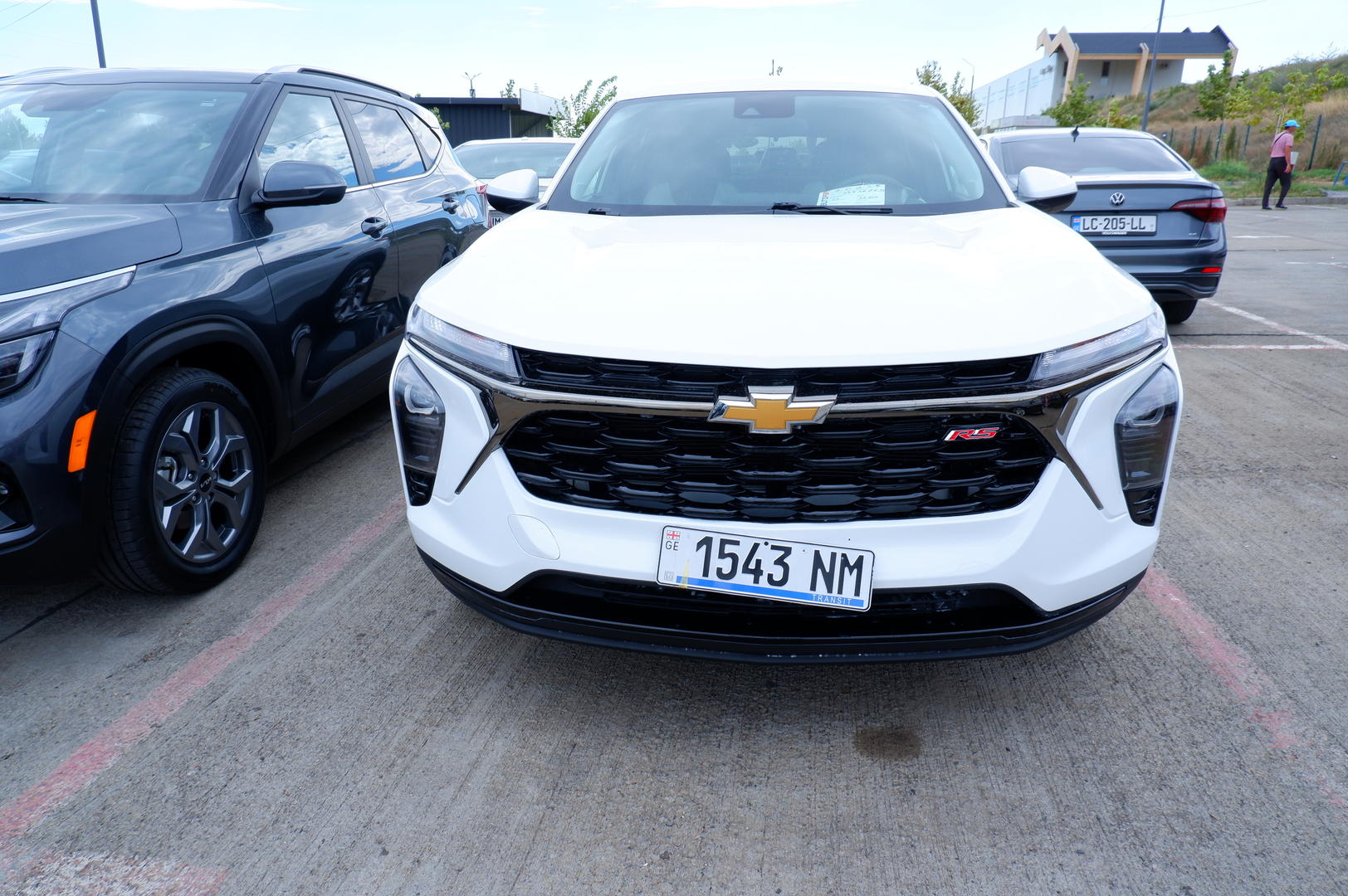 Chevrolet Trax 2023 — photo 2