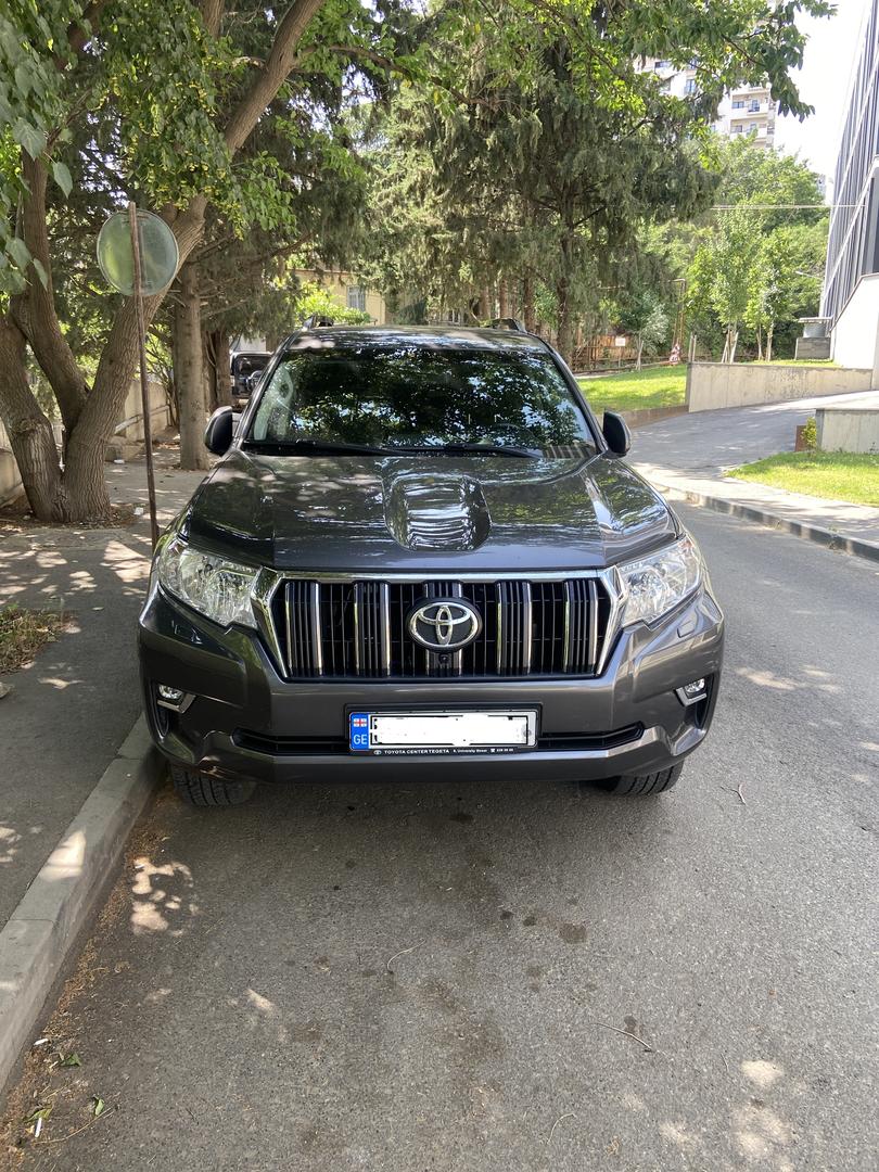 Toyota Land Cruiser Prado 2019 — photo 2
