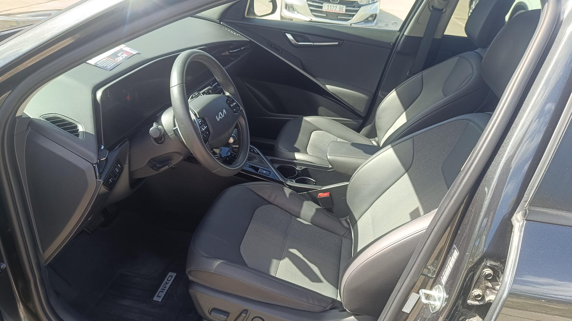 Kia Niro 2023 — photo 2