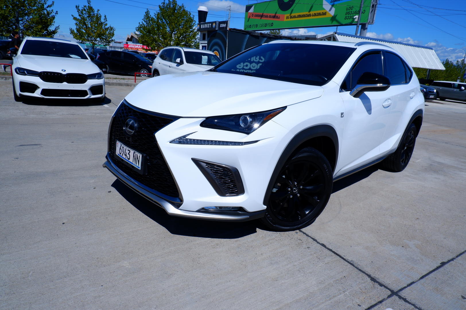 Lexus NX 300 2021 — photo 2