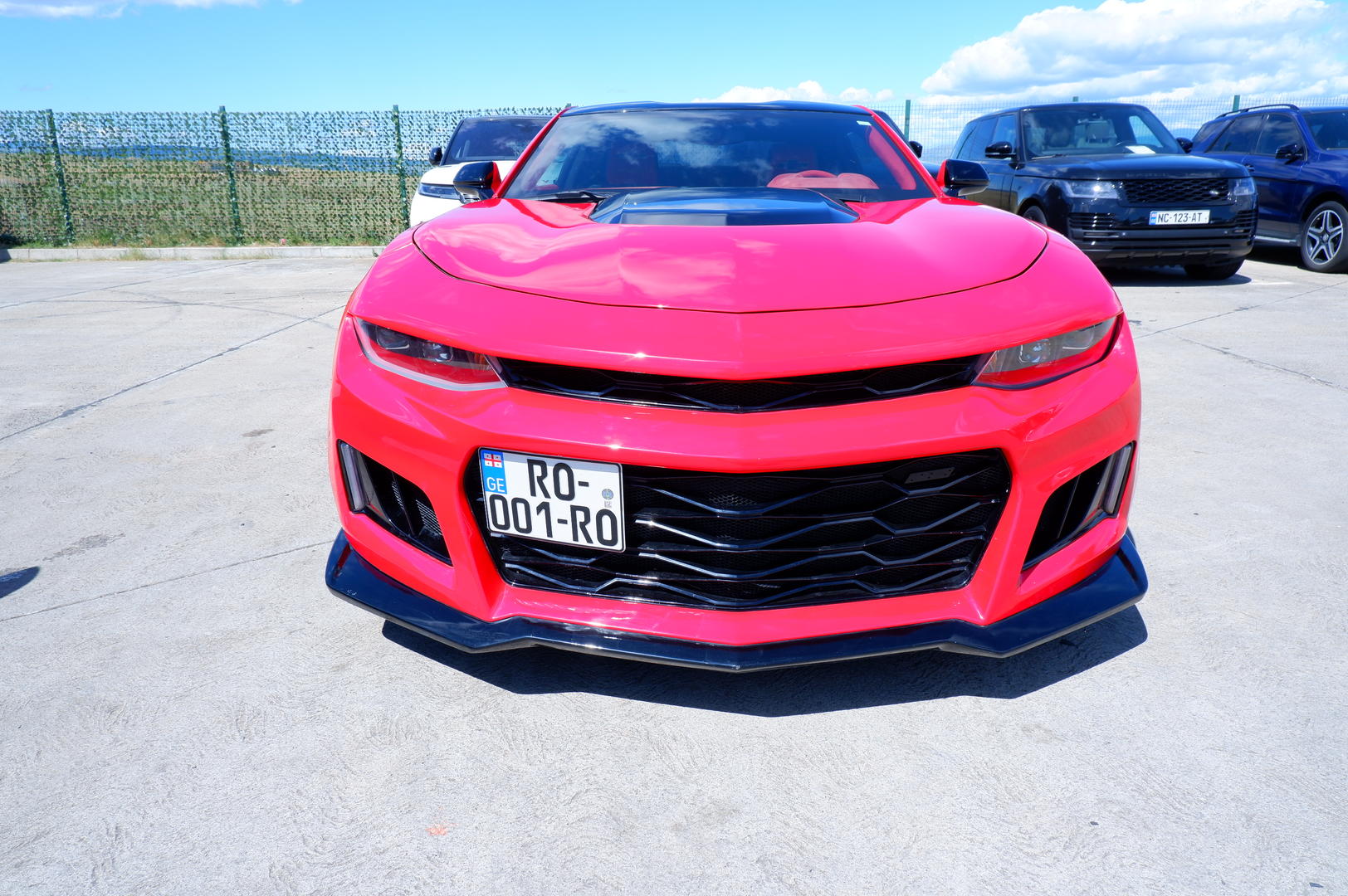 Chevrolet Camaro 2018 — photo 2