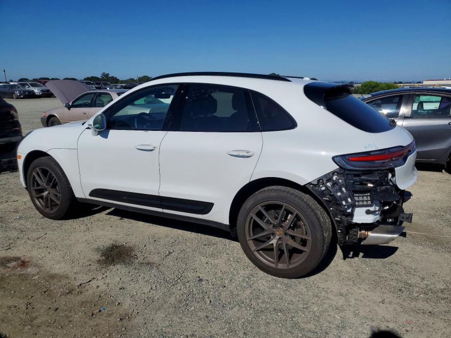 Porsche Macan 2024 — photo 2