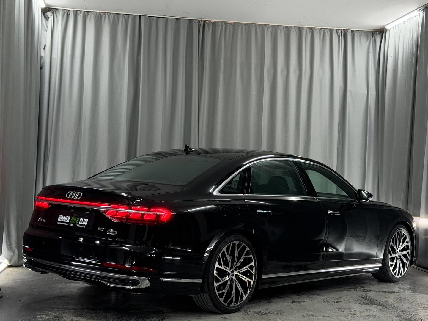 Audi A8 2026 — photo 2