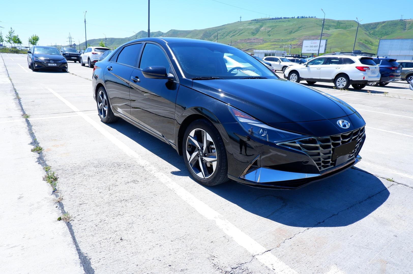 Hyundai Elantra
