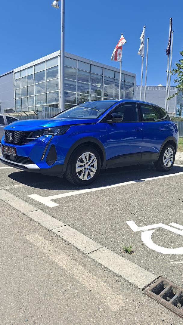 Toyota RAV4 2022 — photo 2