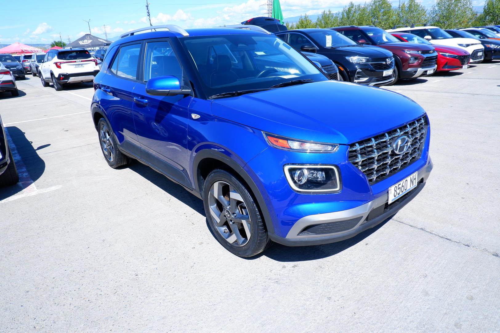Hyundai Venue 2023 — photo 2