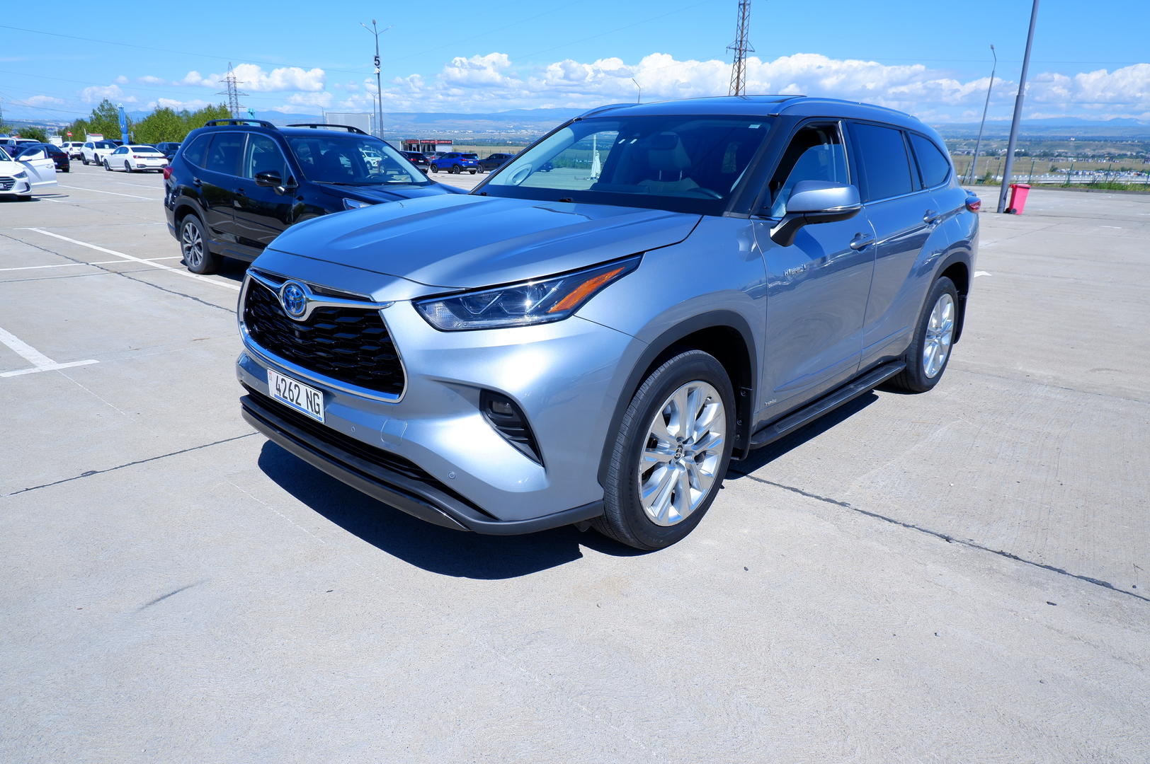 Toyota Highlander 2020 — photo 2