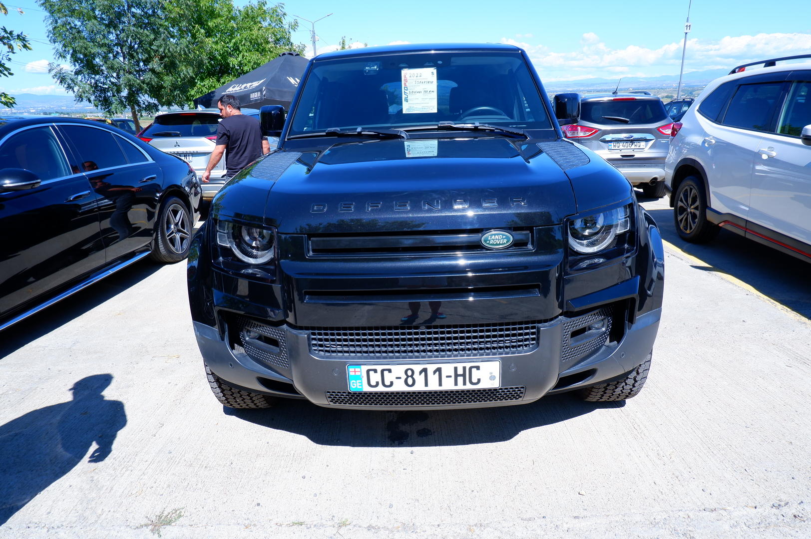 Land Rover Defender 2022 — photo 2