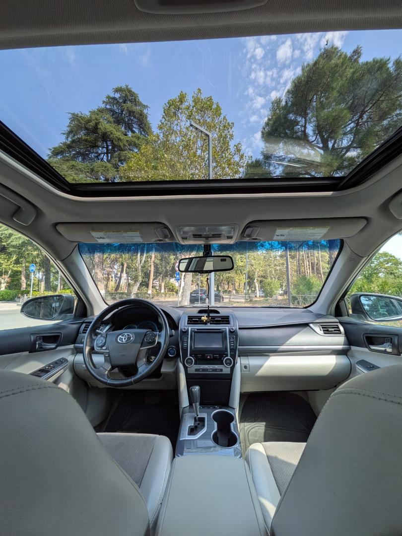 Toyota Camry 2013 — photo 2