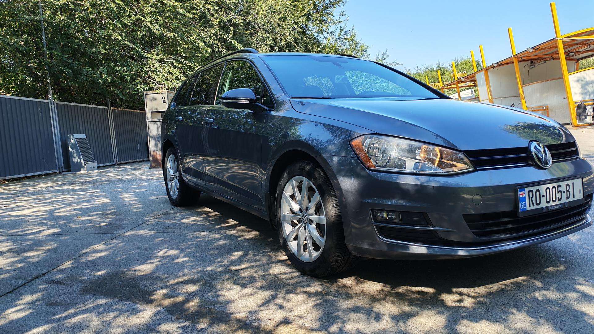 Volkswagen Golf 2016 — photo 2