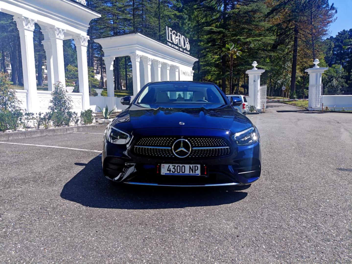 Mercedes-Benz E 350 2021 — photo 2