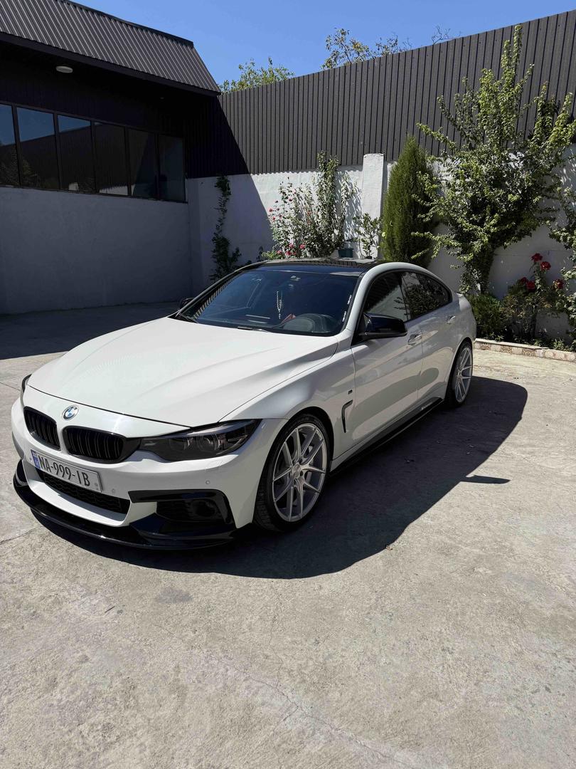 BMW 440
