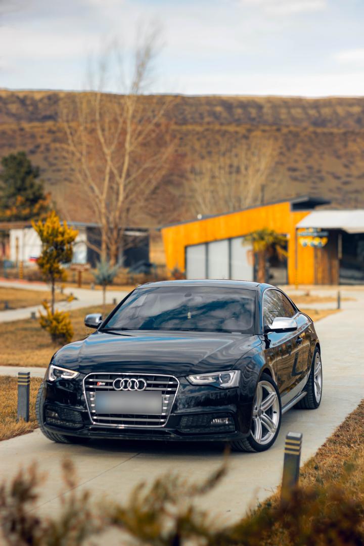 Audi S5