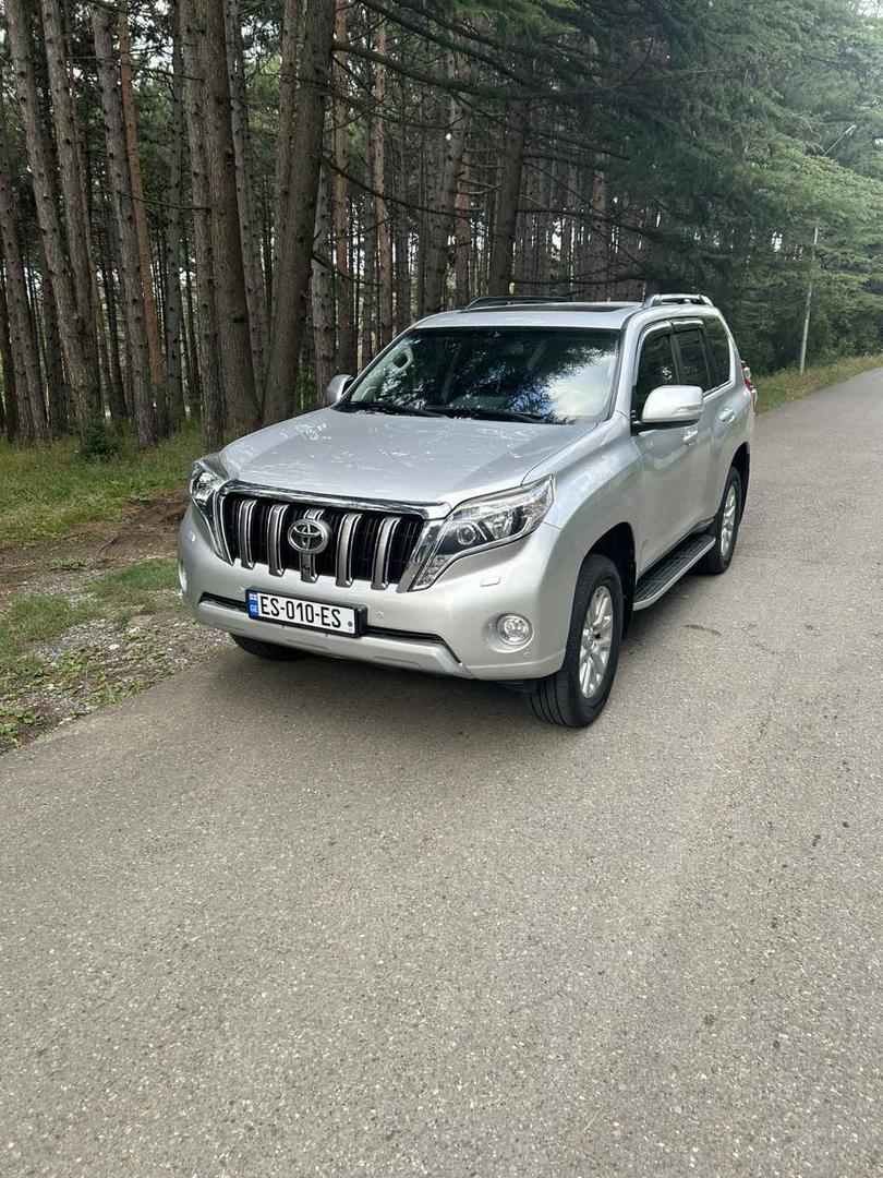 Toyota Land Cruiser Prado 2013 — photo 2