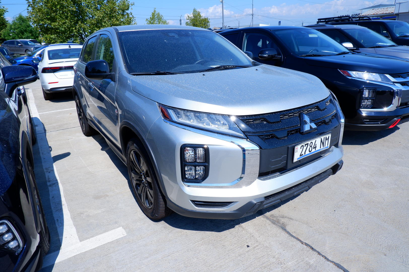 Mitsubishi Outlander Sport 2022 — photo 2