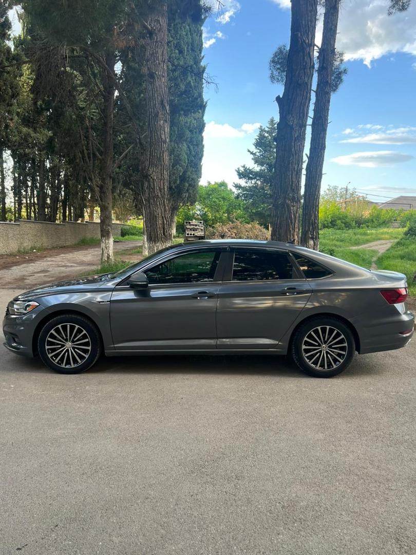 Volkswagen Jetta GLI