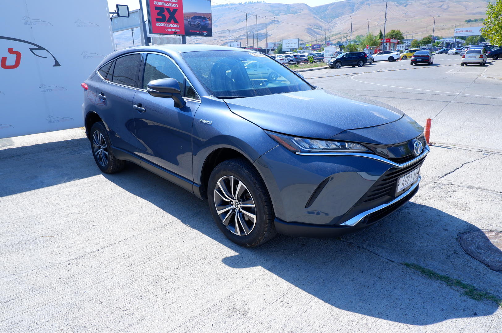 Toyota Venza 2021 — photo 2