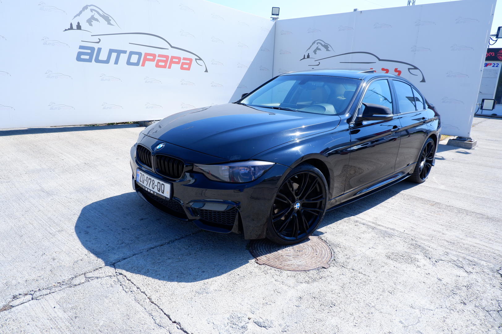 BMW 328 2015 — photo 2