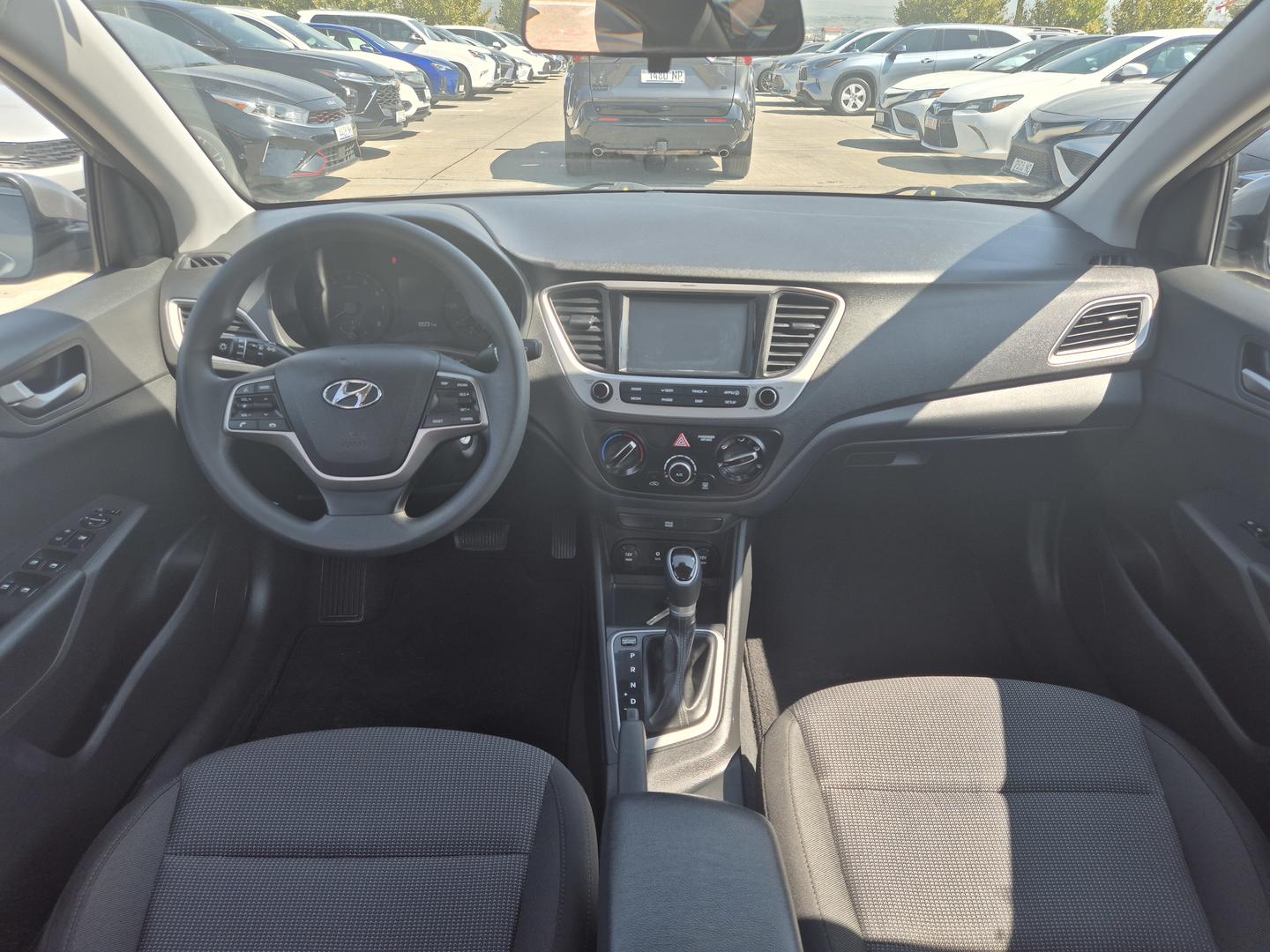 Hyundai Accent 2022 — photo 2