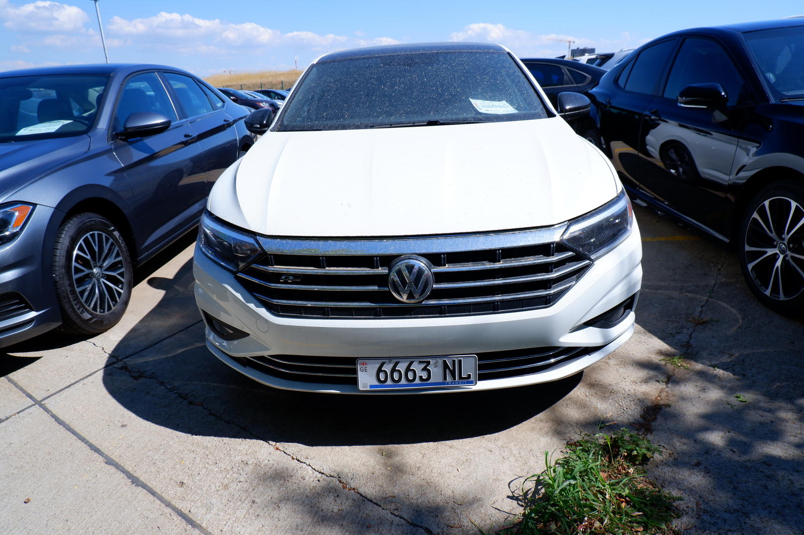 Volkswagen Jetta 2021 — photo 2