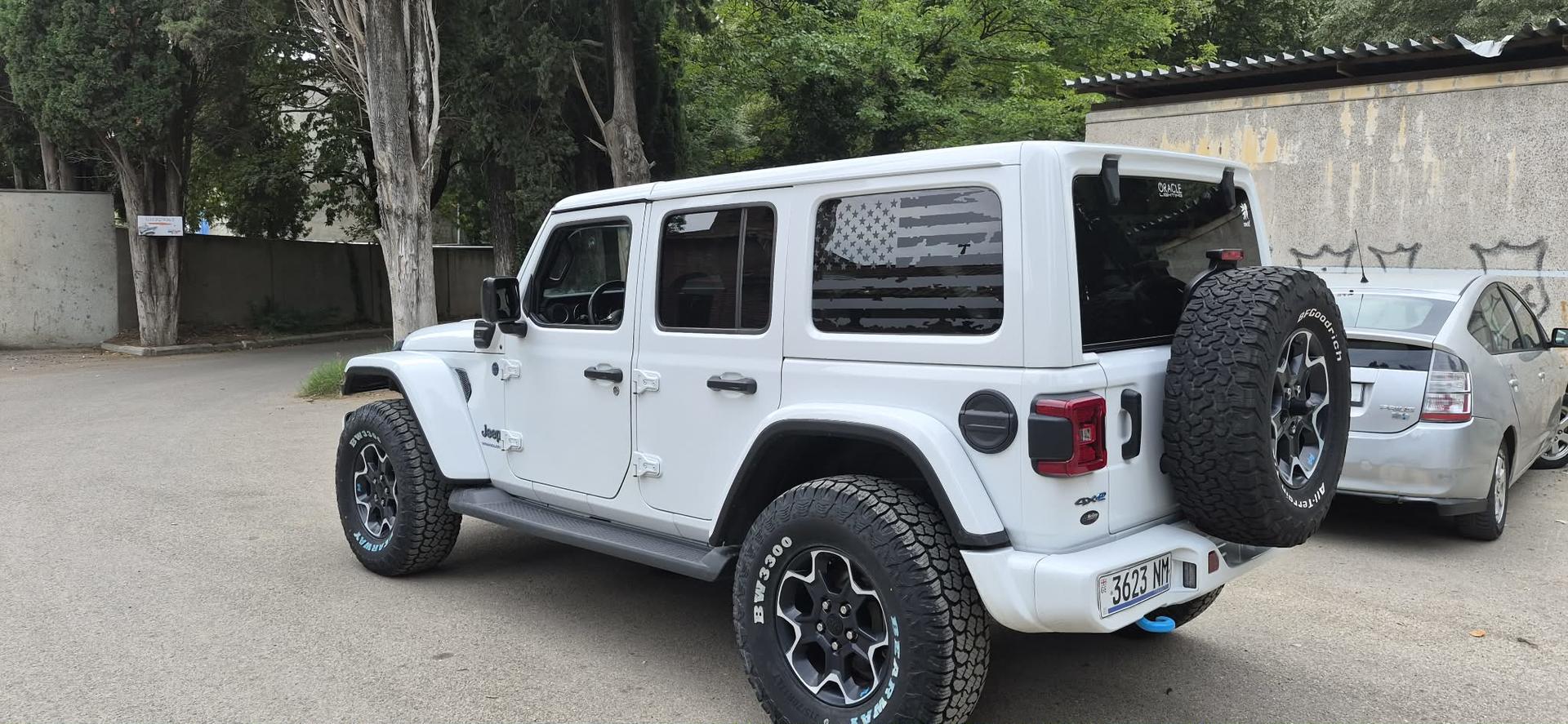 Jeep Wrangler 2023 — photo 2