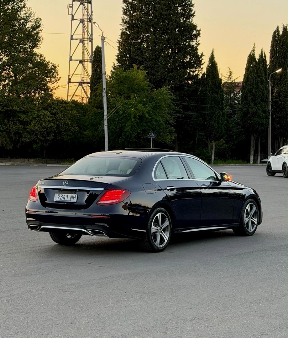 Mercedes-Benz E 350 2020 — photo 2