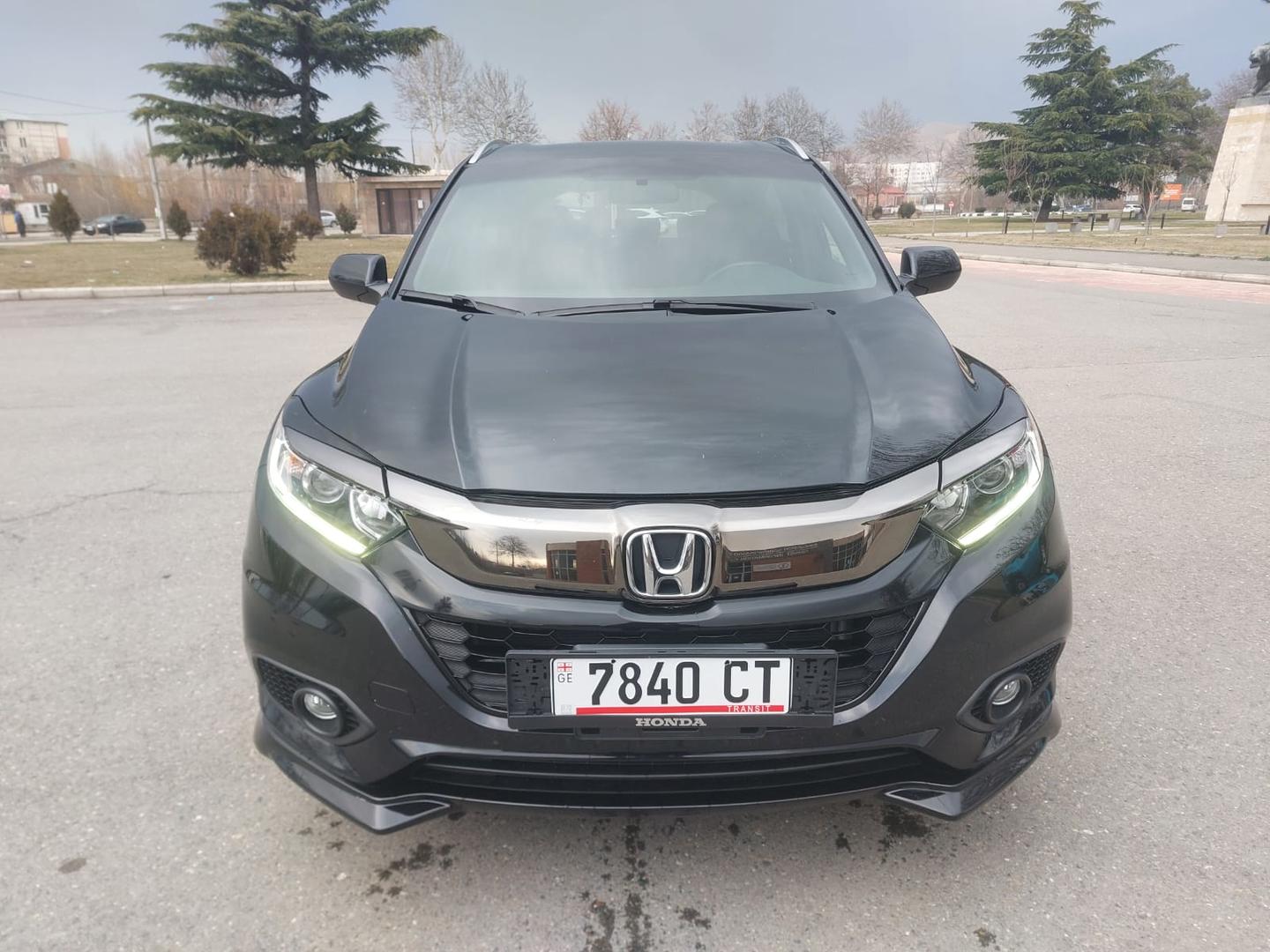 Honda HR-V 2022 — photo 2