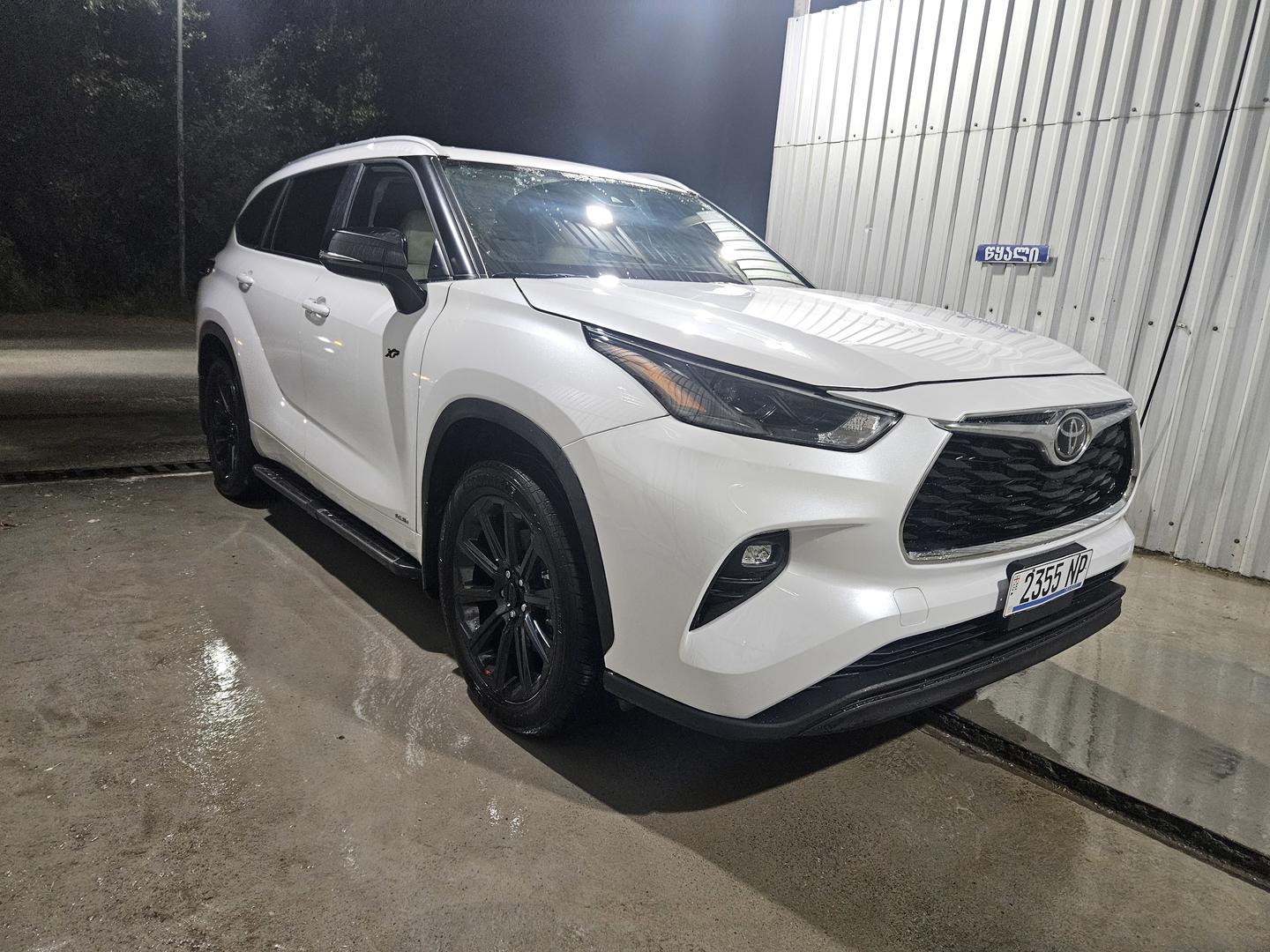 Toyota Highlander 2025 — photo 2