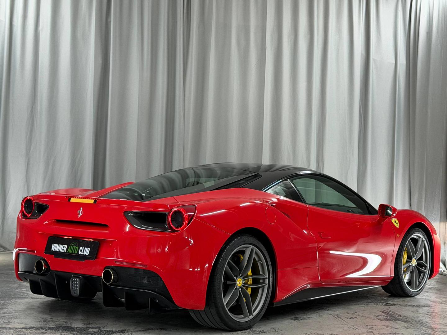 Ferrari 458 2017 — photo 2
