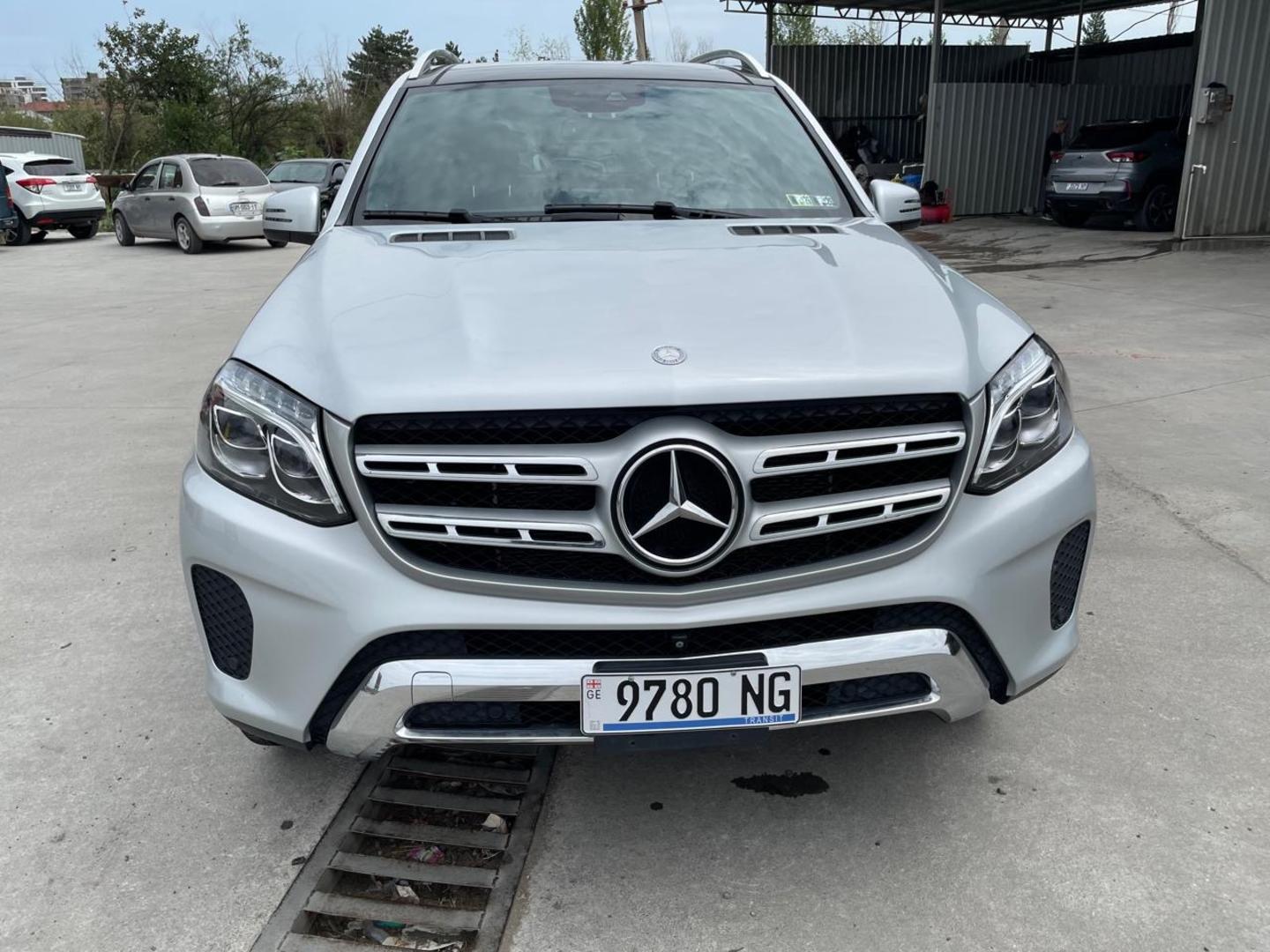 Mercedes-Benz GLS 450