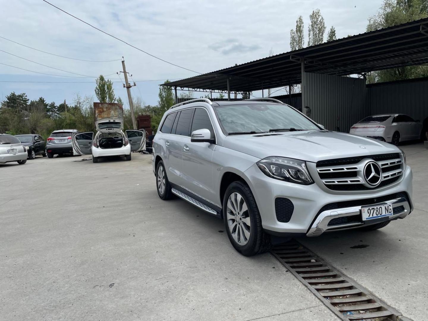 Mercedes-Benz GLS 450 2017 — photo 2