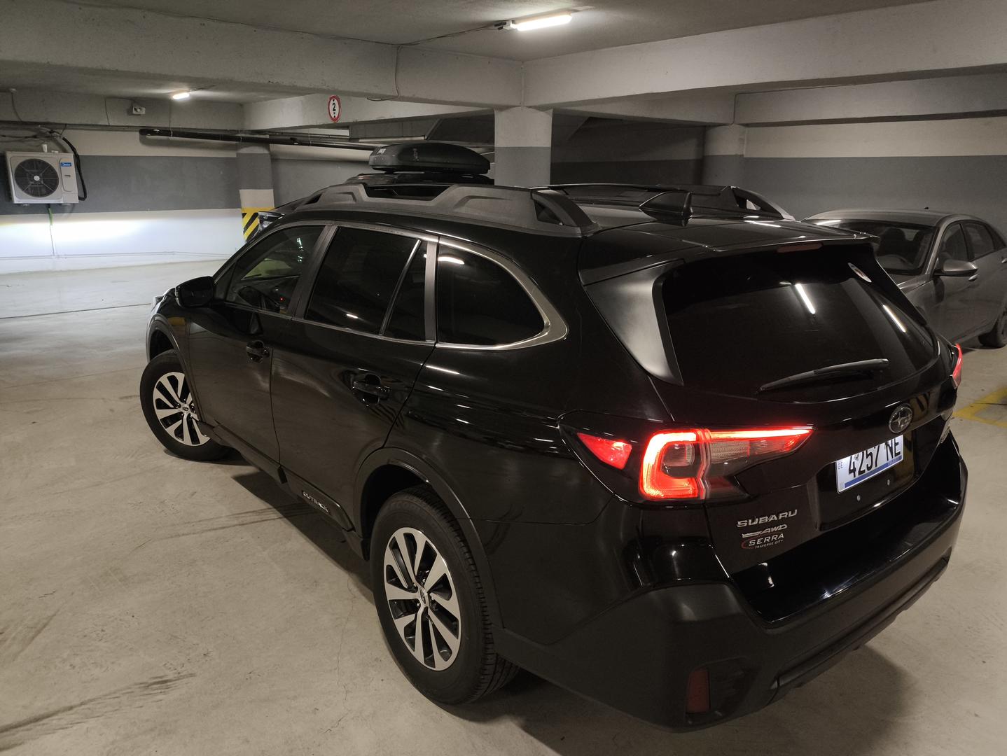Subaru Outback 2022 — photo 2