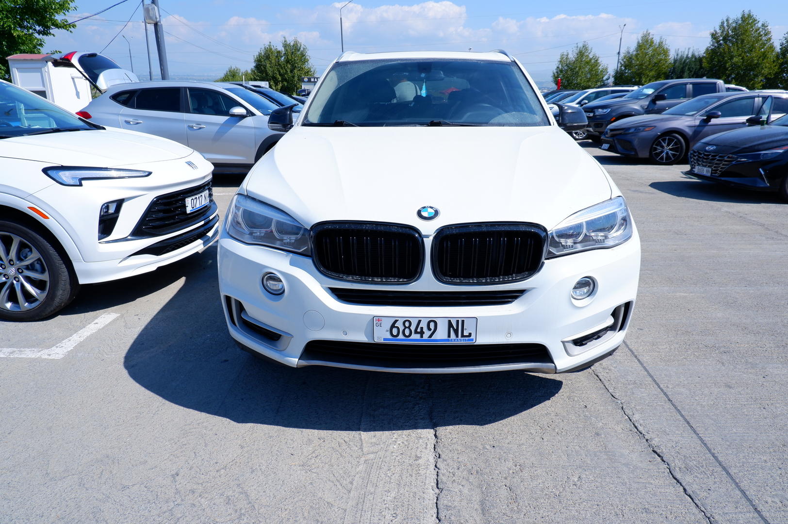 BMW X5 2015 — photo 2