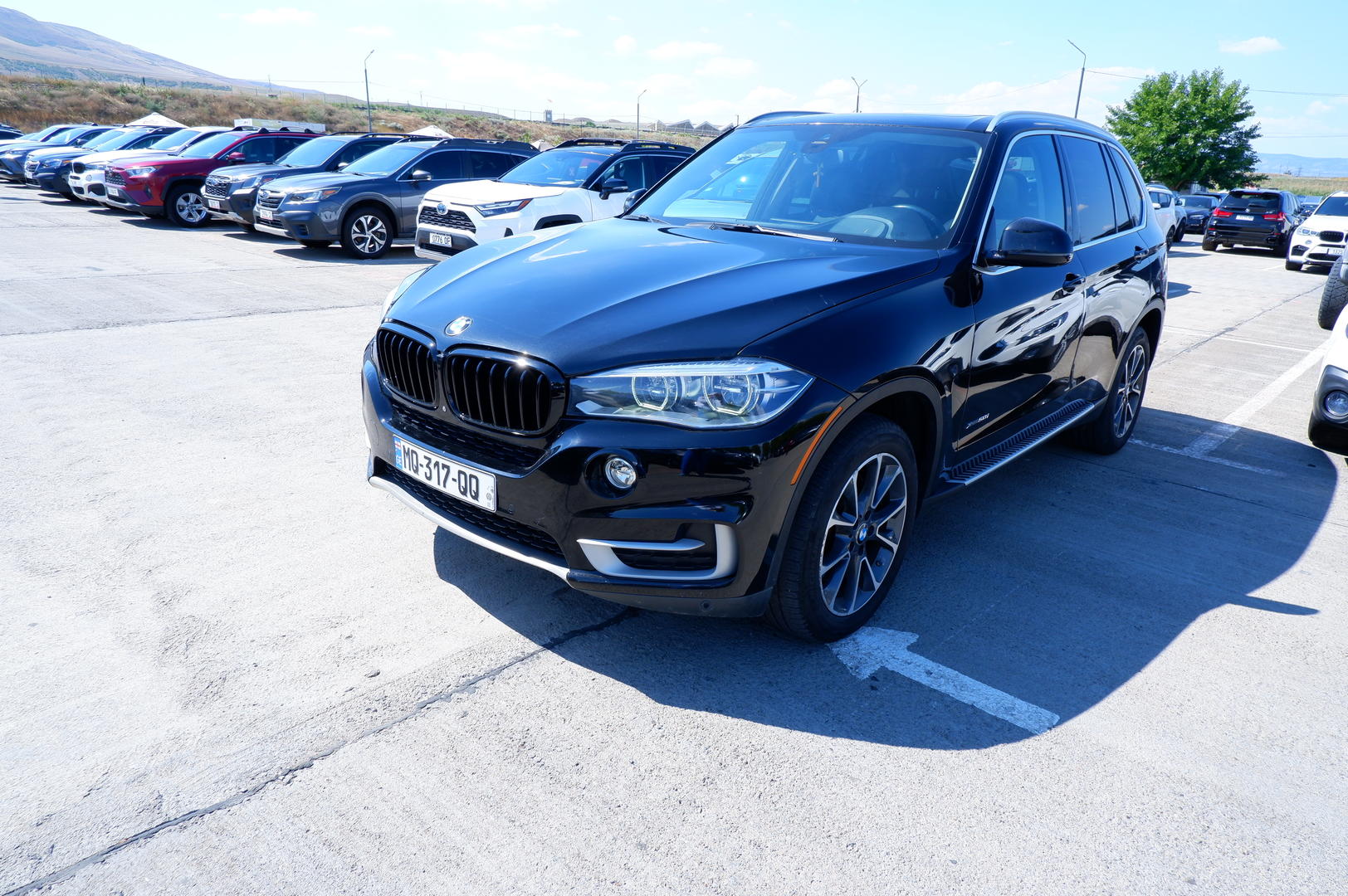 BMW X5 2015 — photo 2