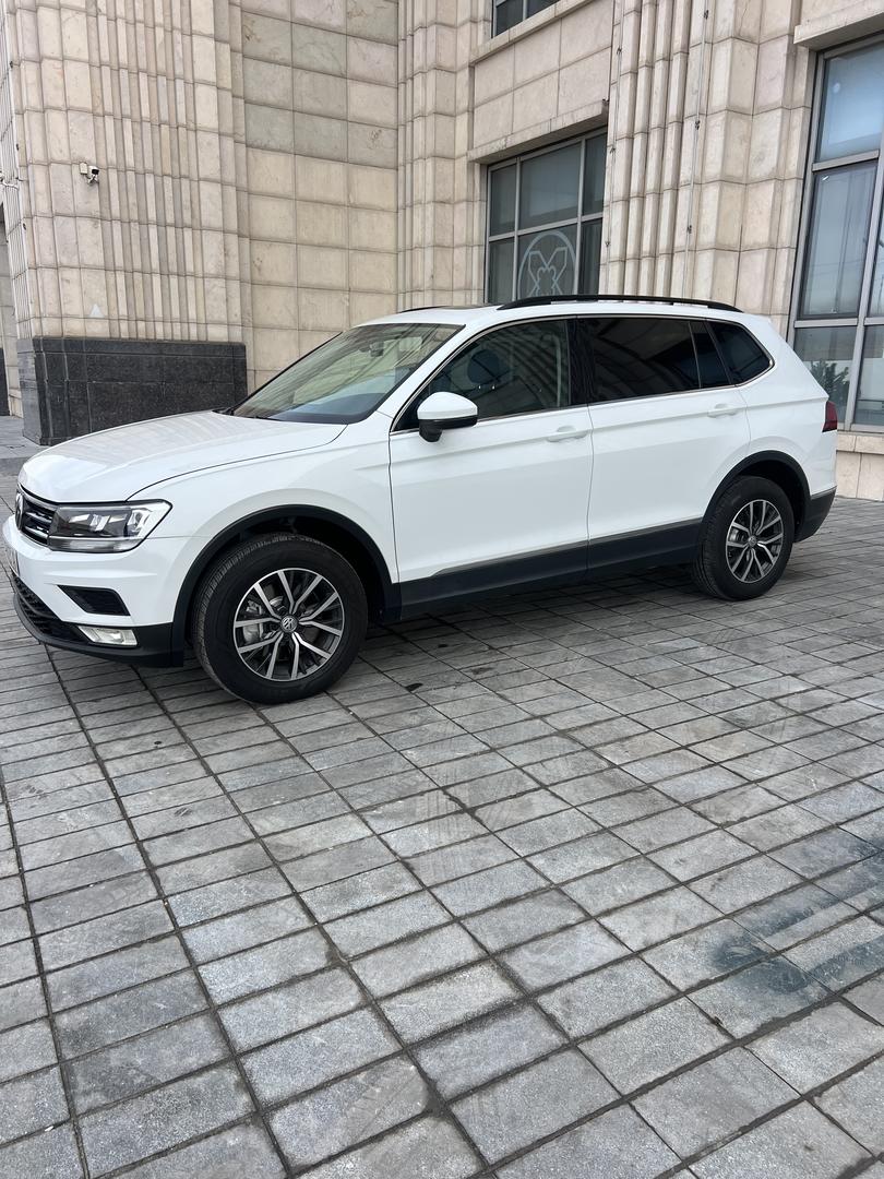 Volkswagen Tiguan 2020 — photo 2