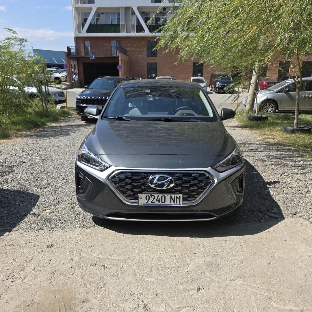 Hyundai Ioniq