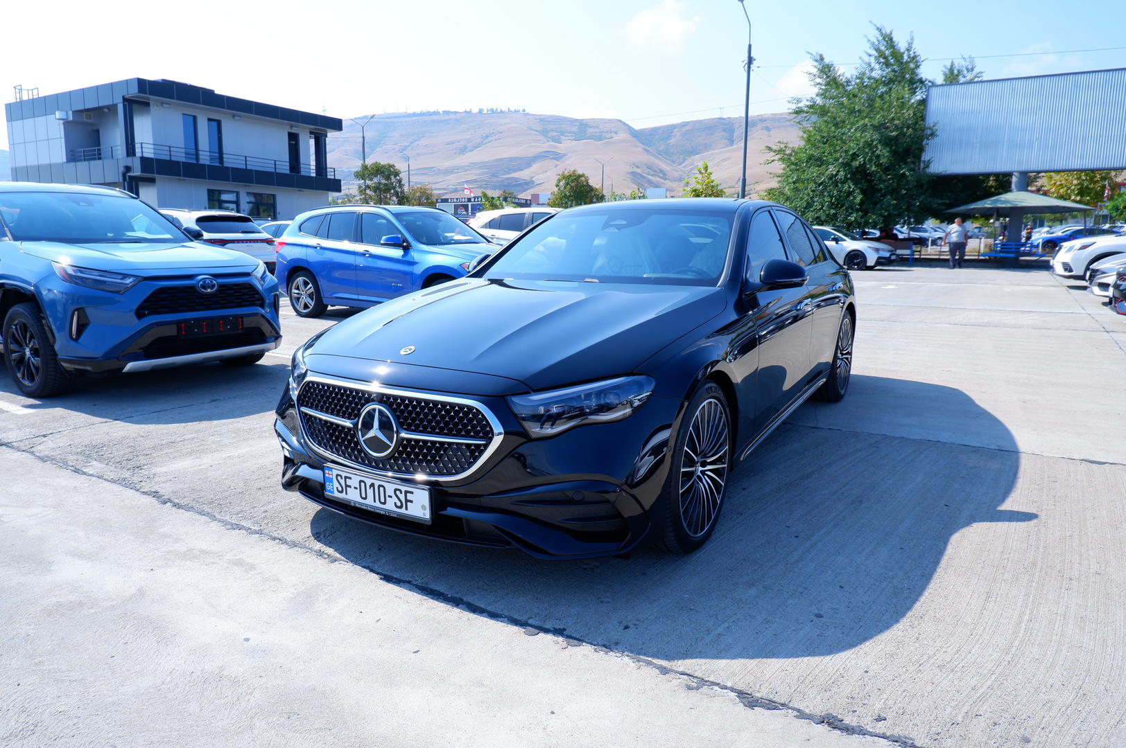 Mercedes-Benz E 200