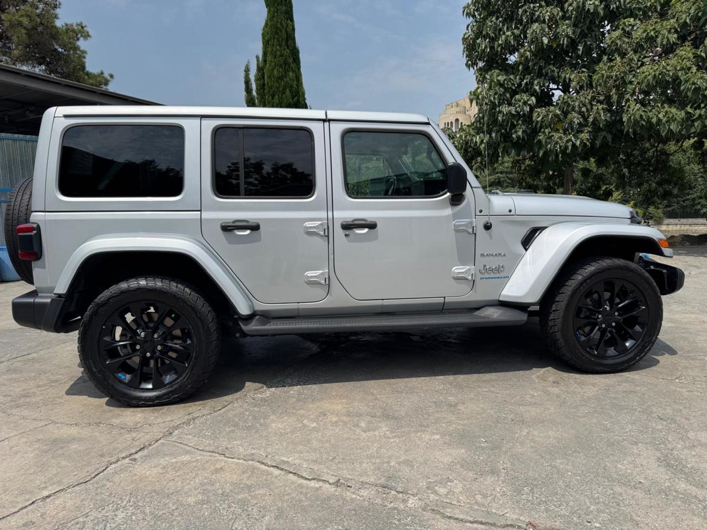Jeep Wrangler 2022 — photo 2