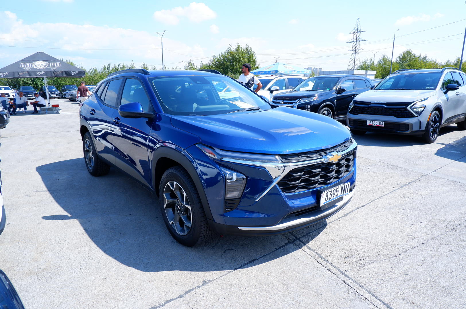 Chevrolet Trax 2023 — photo 2
