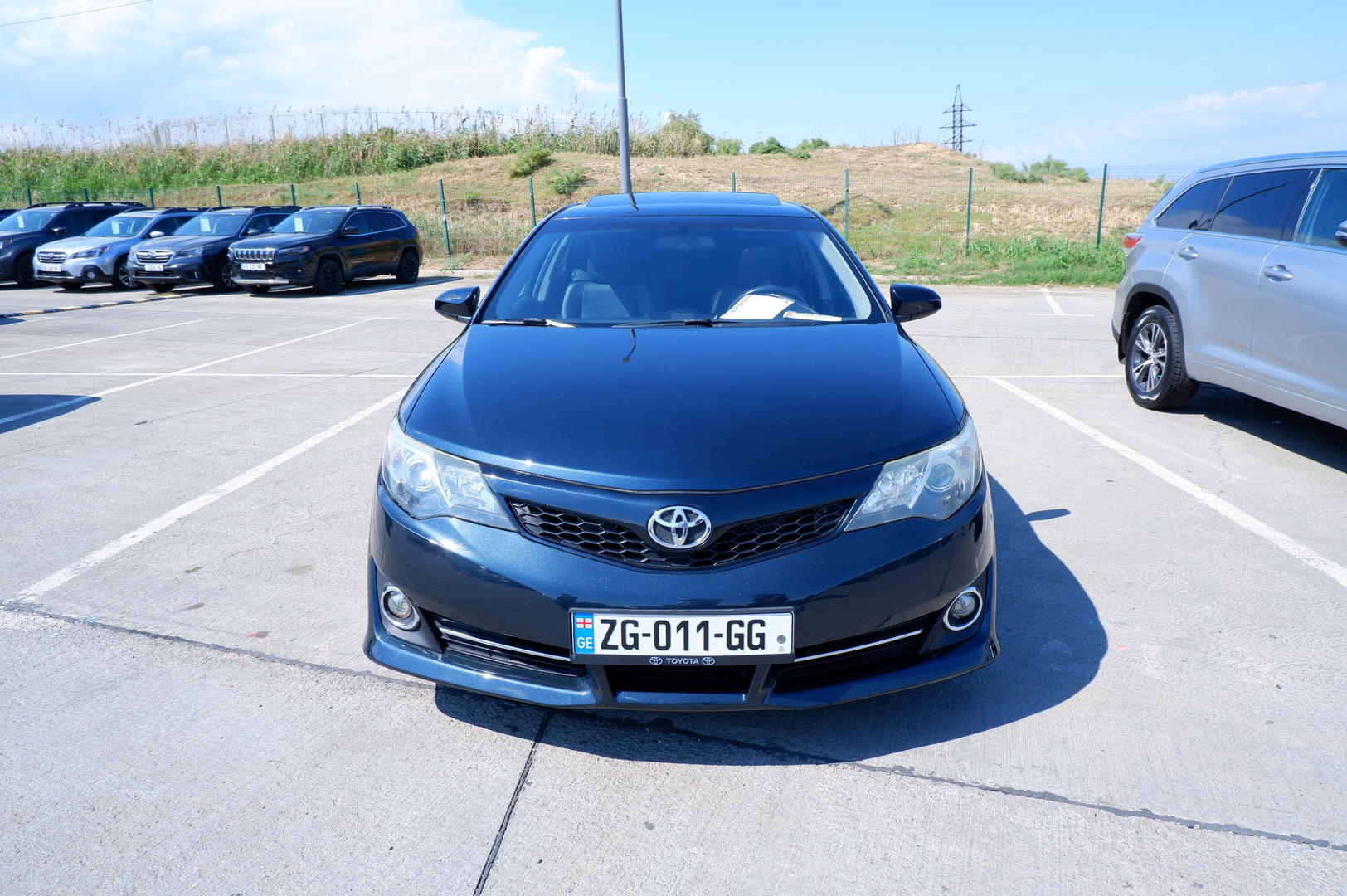 Toyota Camry 2013 — photo 2