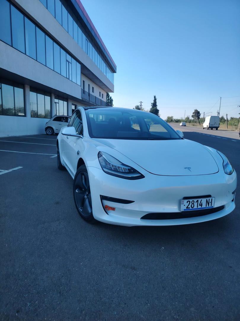 Tesla Model 3 2020 — photo 2