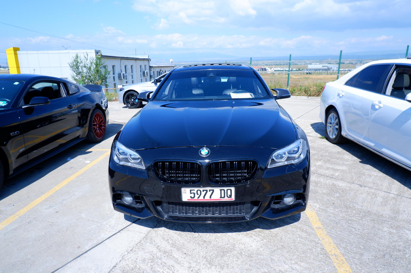 BMW 550 2015 — photo 2